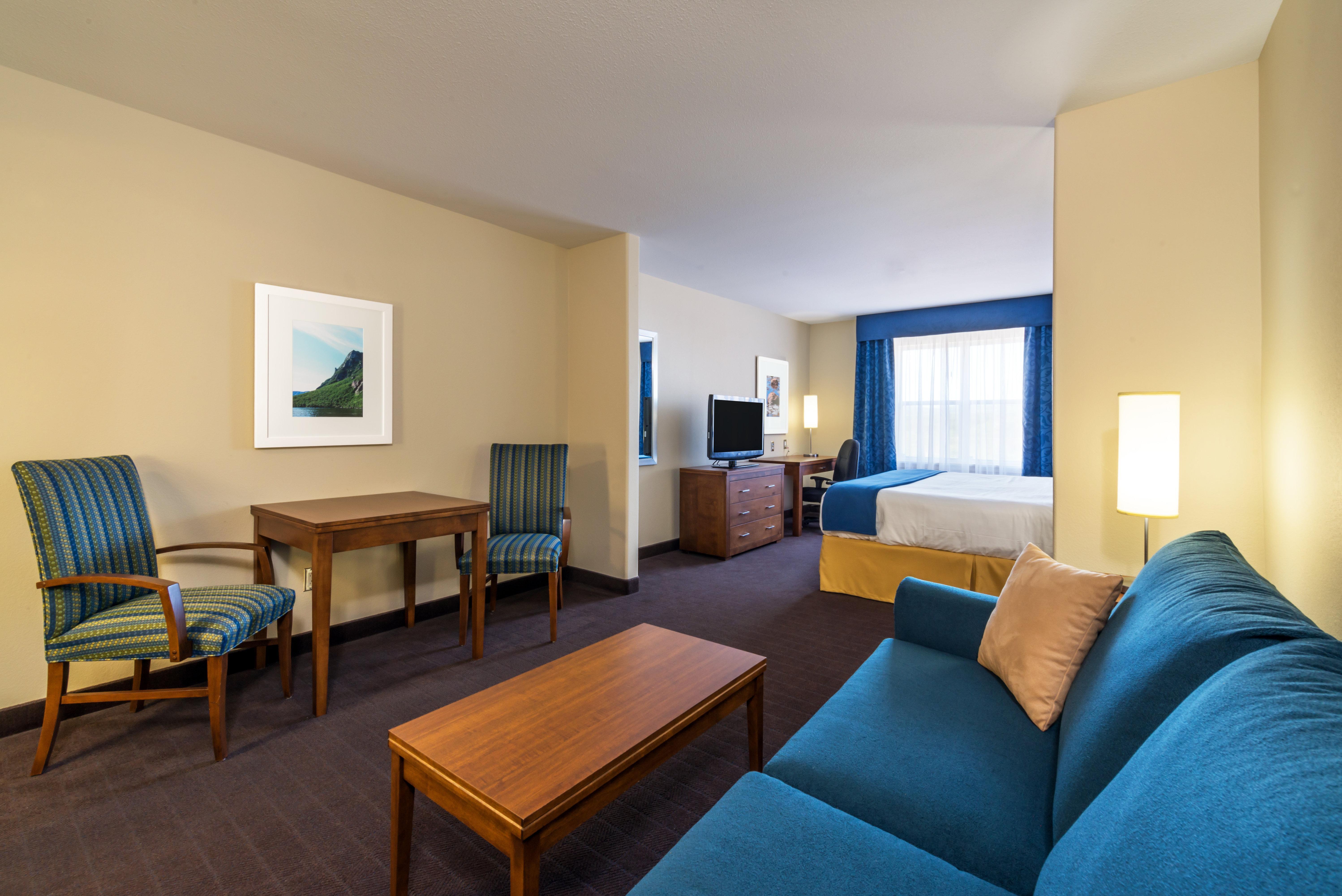 Holiday Inn Express Deer Lake By Ihg Exterior foto