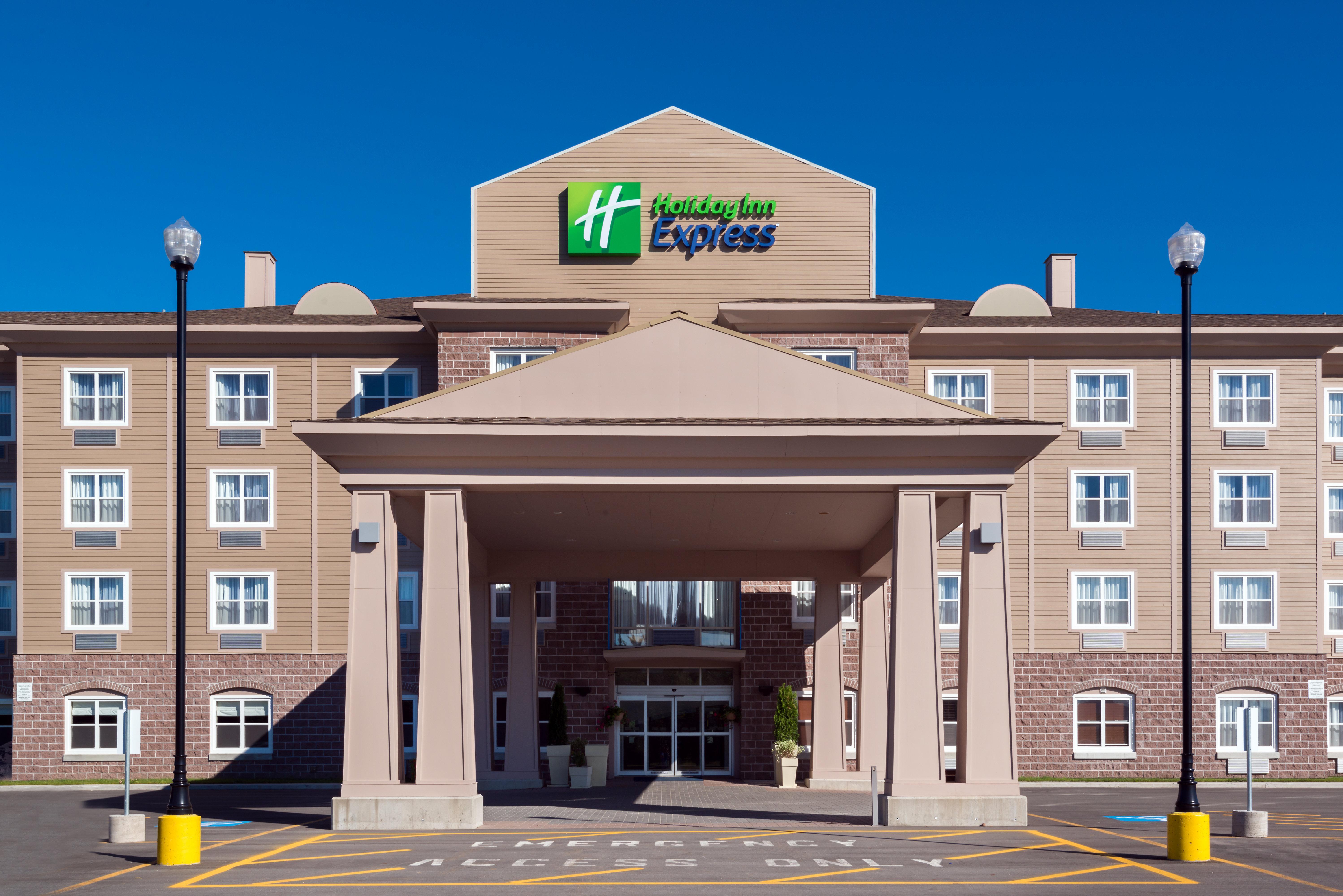 Holiday Inn Express Deer Lake, An Ihg Hotel Exterior foto